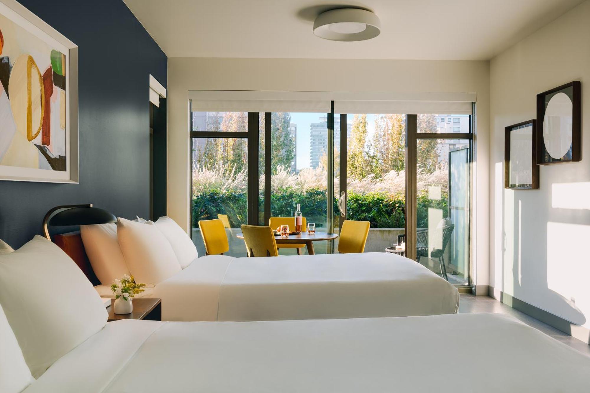 Sonder At Revival Aparthotel Vancouver Bagian luar foto