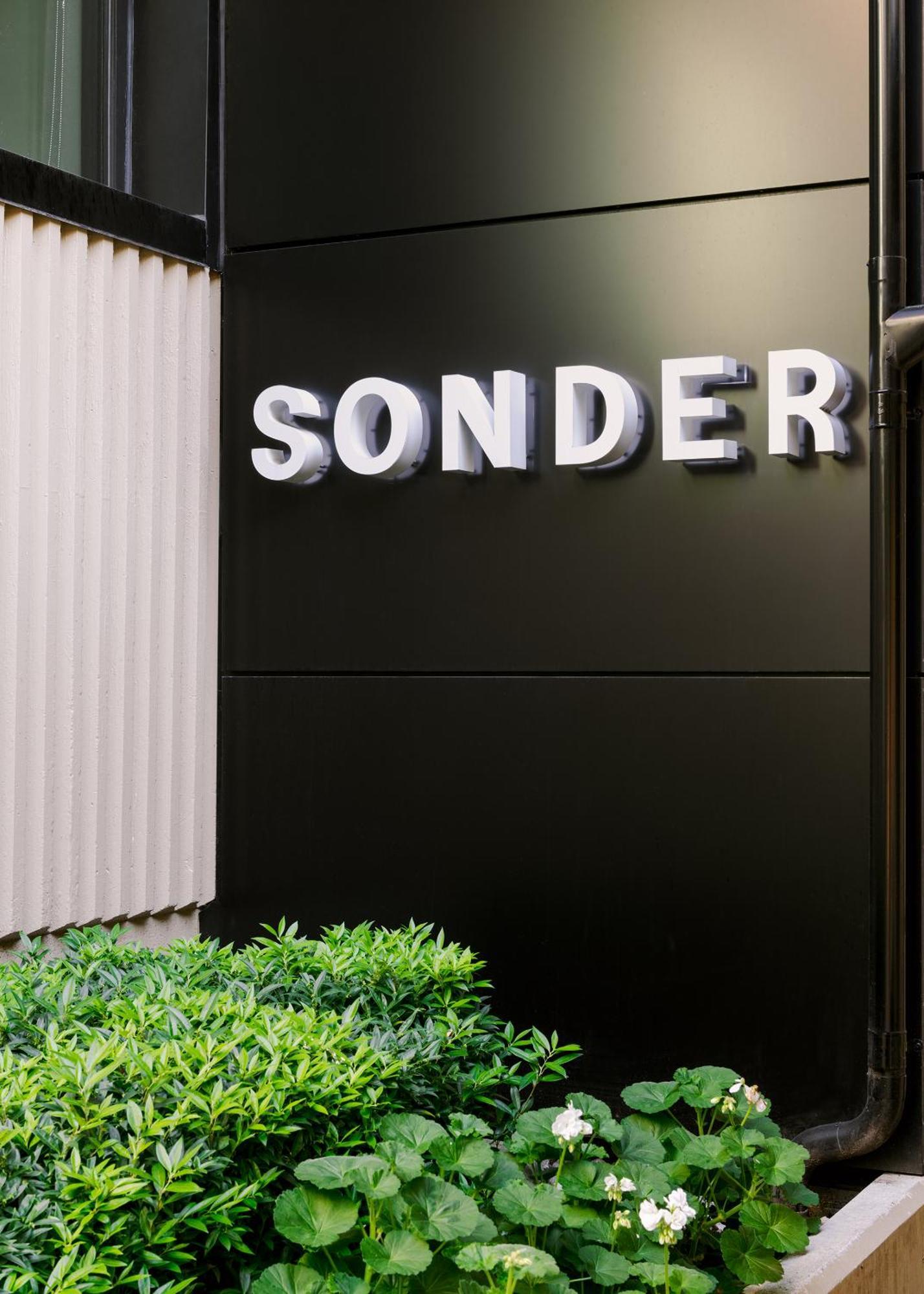 Sonder At Revival Aparthotel Vancouver Bagian luar foto